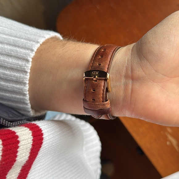 Daniel Wellington - Classic Petite Leather Strap - Picture 7 of 11